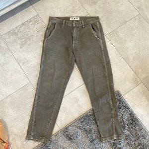 Low rise jeans